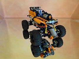 Набор LEGO MOC-4864 'Ползающий по камням' - оранжевый джип