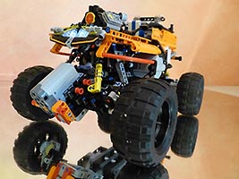 Набор LEGO 'Ползающий по камням' - оранжевый джип