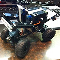 Набор LEGO 'Лози' - мини-джип, ползающий по камням