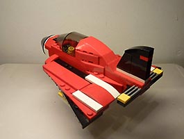 Набор LEGO Истребитель-бомбардировщик