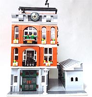 Набор LEGO Городской клуб и темная аллея