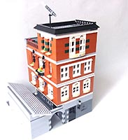 Набор LEGO Городской клуб и темная аллея
