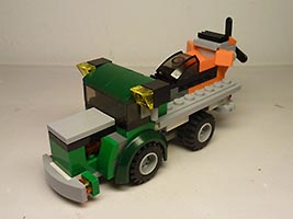 Набор LEGO Грузовик с платформой и судно на воздушной подушке