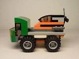 Набор LEGO Грузовик-платформа с судном на воздушной подушке