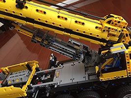 Набор LEGO Силовой привод для крана GMK6400 (для подъема стрелы вертикально)