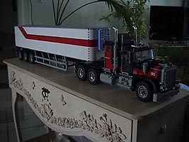 Набор LEGO Прицеп-холодильник для тягача из 5571