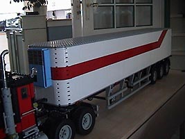 Набор LEGO Прицеп-холодильник для тягача из 5571