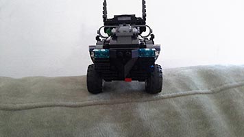Набор LEGO Джип 'Черная пантера'