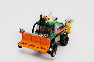 Набор LEGO Вездеход Унимог со снежным плугом