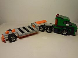 Набор LEGO Тягач с прицепом
