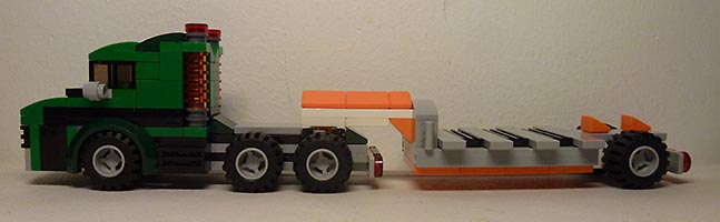 Набор LEGO Тягач с прицепом