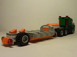 Набор LEGO Тягач с прицепом