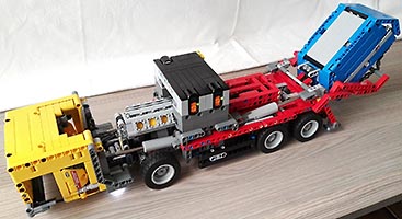Набор LEGO Контейнеровоз - с мотором и на р/у