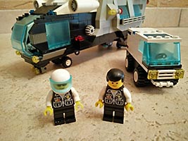 Набор LEGO Полицейский двухвинтовой вертолет