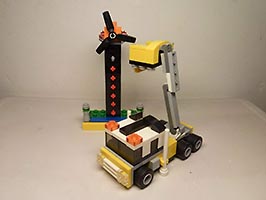 Набор LEGO Сборщик вишни и ветряная мельница