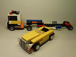 Набор LEGO Классический автомобиль и автовоз