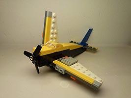 Набор LEGO 31060 Carrier Aircraft with Folding Wings