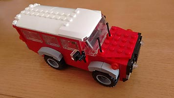 Набор LEGO Лендровер Дефендер 110