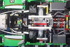 Набор LEGO SUPREME RACE CAR - TECHNIC 42039 motorized version 3.1