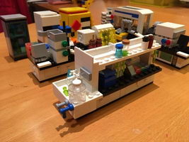 Набор LEGO MOC-7670 Лаборатория биологии