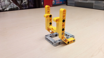 Набор LEGO MOC-7829 Display Stand for 42063 BMW R 1200 GS