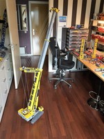 Набор LEGO Crawler crane chassis
