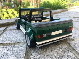Набор LEGO 10242 set alternate VW Golf MK I convertible (pdf version)