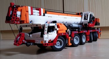 Набор LEGO Five-axle crane