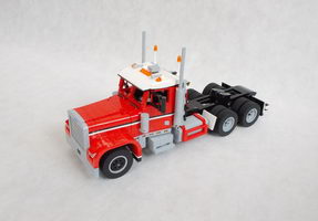 Набор LEGO Freightliner FLD Classic Day Cab mk3
