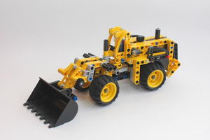 Набор LEGO MOC-9330 Мини-погрузчик Volvo L350F v2 - 42004 альтернативная сборка