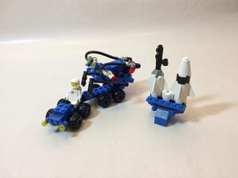 Набор LEGO Jet Carrier with Multiple Rocket Station