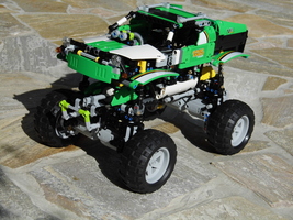 Набор LEGO Jungle Rover