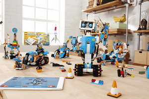 Набор LEGO Набор для конструирования и программирования