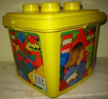 Набор LEGO 1852 Ведро с деталями крокодилов