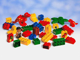 Набор LEGO 2851 Среднее ведро с деталями динозавров