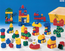 Набор LEGO 9010 Deluxe Stack 'n' Learn Set