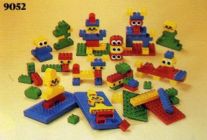 Набор LEGO 9052 Базовые фигурки Дупло