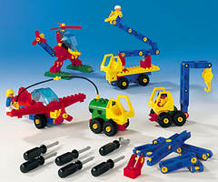Набор LEGO 9121 Гигантский аэропорт