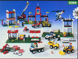 Набор LEGO 9366 Lego Dacta Town Set