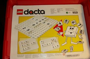 Набор LEGO 9519 Dacta Tiles Numbers with Baseplate