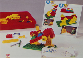 Набор LEGO 9653 Mechanical Toy Shop