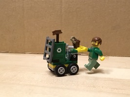 Набор LEGO Тележка для клининга